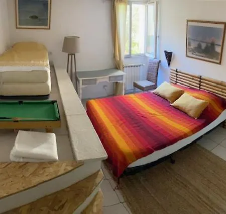 Joli Rez-de-villa 80 M2 Proche Mer, Piscine Partagée Villa Carqueiranne