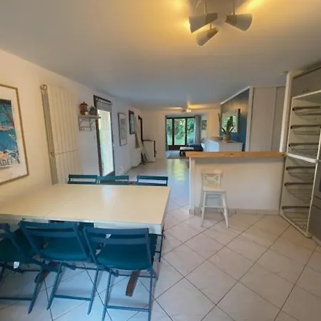 Villa Joli Rez-de-villa 80 M2 Proche Mer, Piscine Partagée