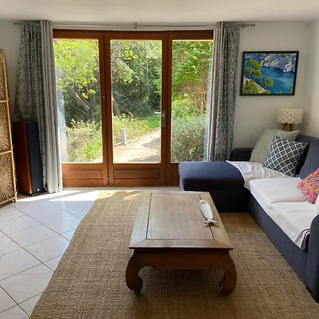 Joli Rez-de-villa 80 M2 Proche Mer, Piscine Partagée Villa *
